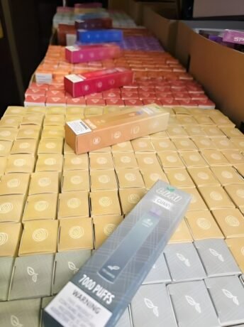 LIMI 7000 PUFFS 一次性電子煙 現貨批發